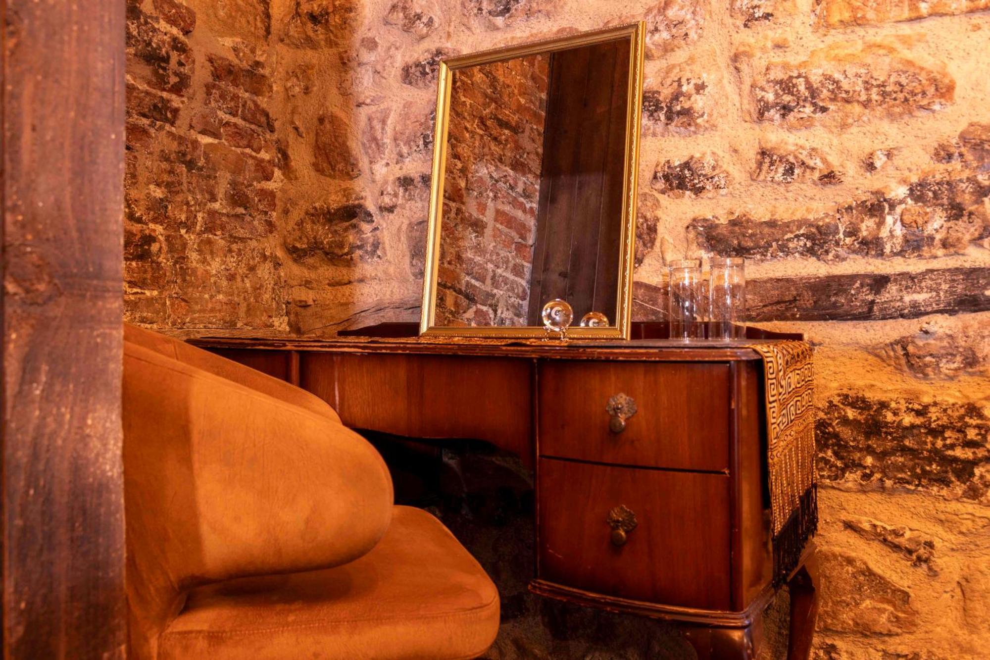 The Dirty Bottles Hotel Alnwick Dış mekan fotoğraf